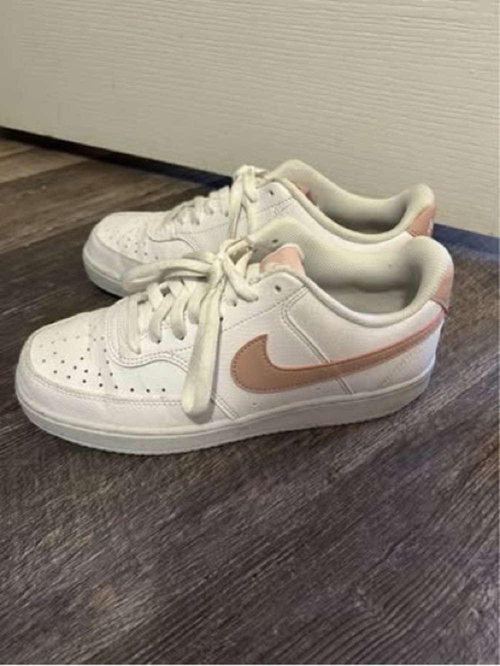 Nike White Low-Top Sneakers with Blush Swoosh